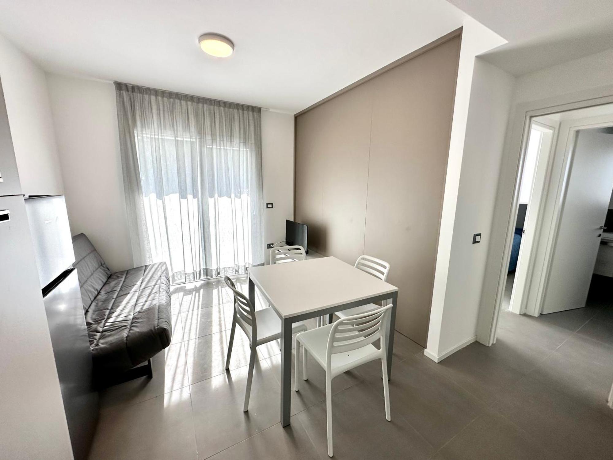Nuovo Condominio Con Piscina E Garage 비비오네 외부 사진