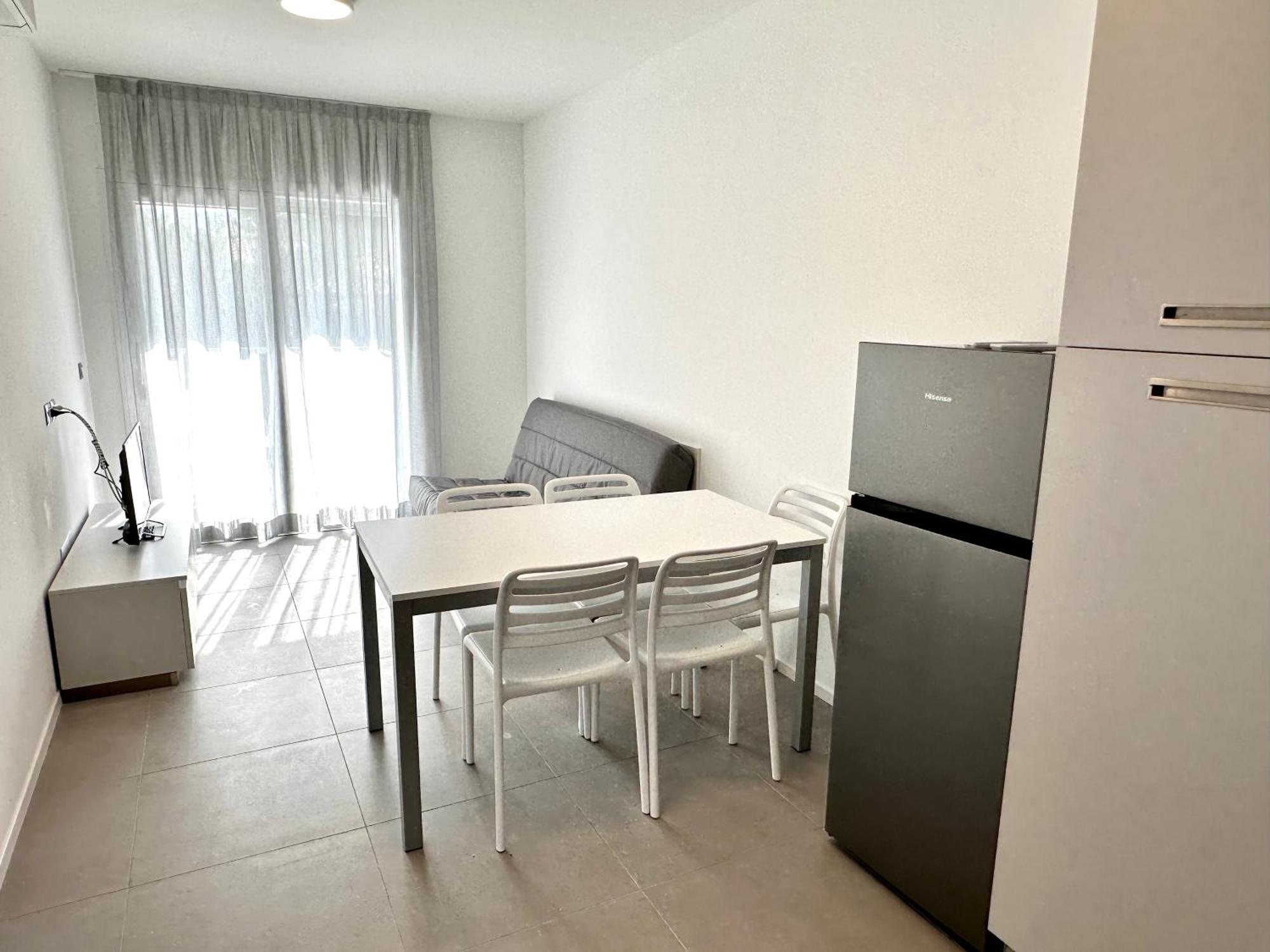 Nuovo Condominio Con Piscina E Garage 비비오네 외부 사진