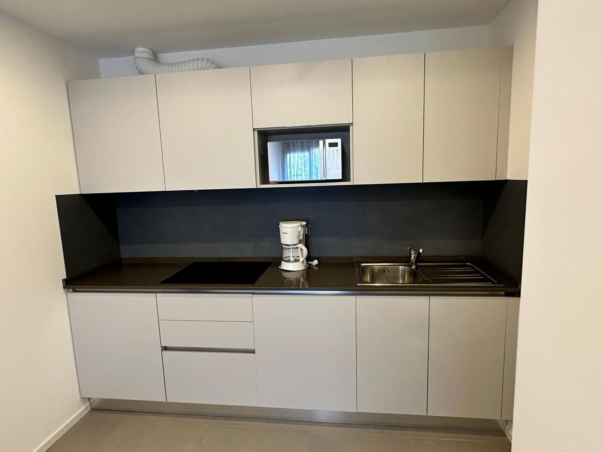 Nuovo Condominio Con Piscina E Garage 비비오네 외부 사진